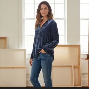 CP Shades Navy Velvet V-Neck Tunic